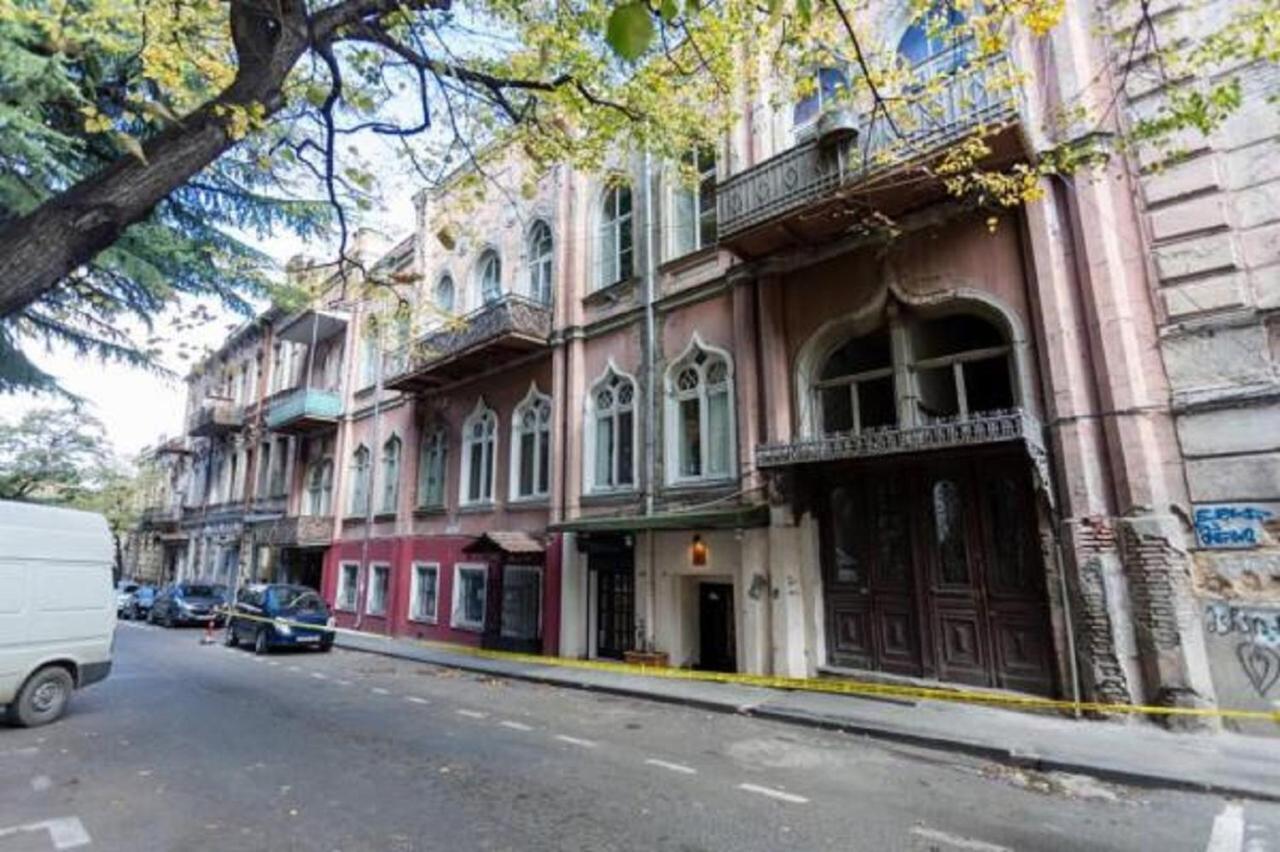 Old Tbilisi Trio Apartments Buitenkant foto
